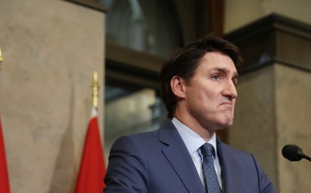 Trump's latest tariff twist: a break for Mexico and Canada