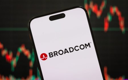 Broadcom shares pop as the U.S. chipmaker brings good news to the AI sector
