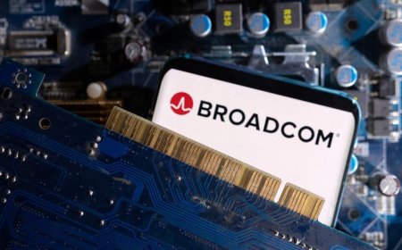 Broadcom jumps as upbeat forecast quells AI chip demand worries