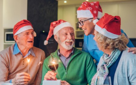 10 ways to show your team you care this holiday season